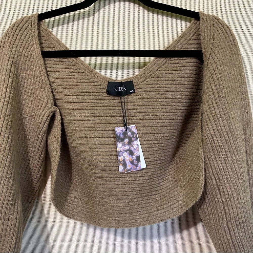 Women’s Rib Knit Long Sleeve Crop Top Sweater Size 1XL Mocha